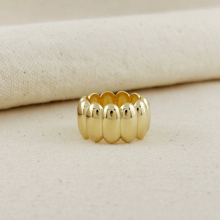 18k GF Oversized Scallop Ring